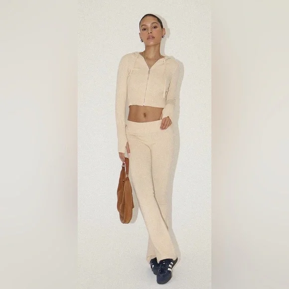 Bailey Rose Set two pieces Cream Knit High-Waist Pants and jacket - Picture 3 of 12